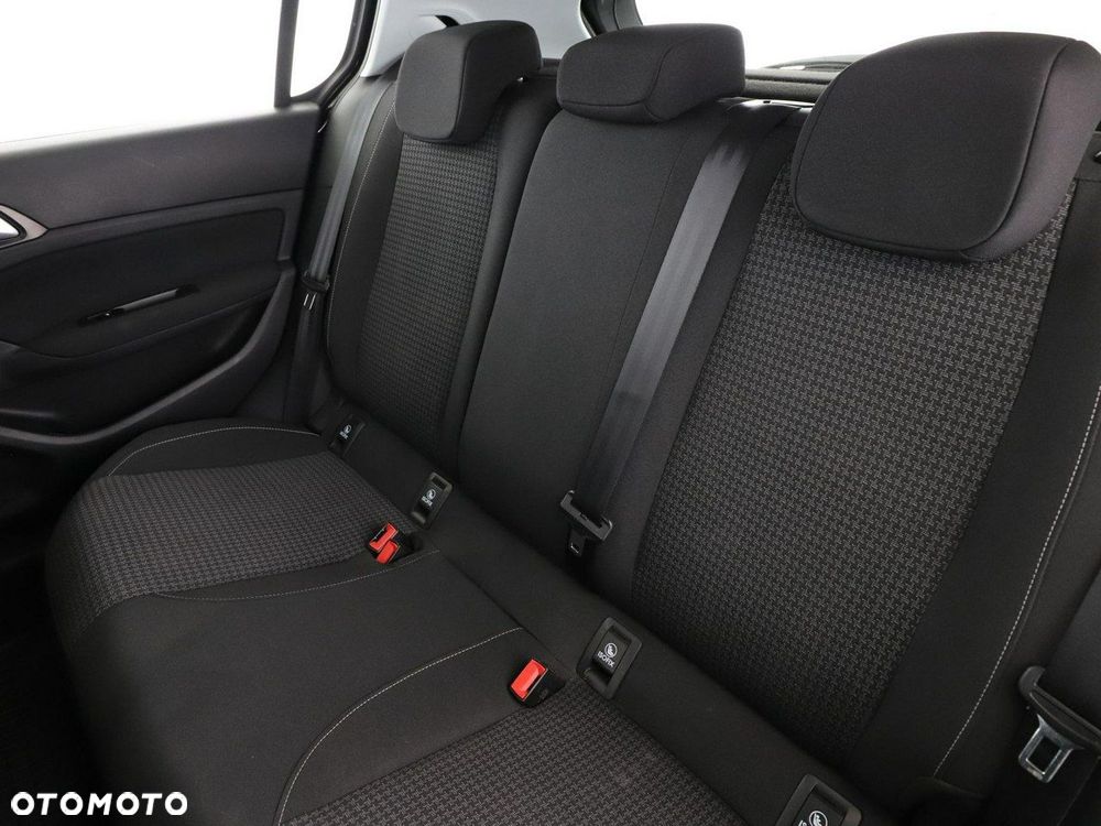 Peugeot 308 1.2 PureTech Active Pack S&S - 18
