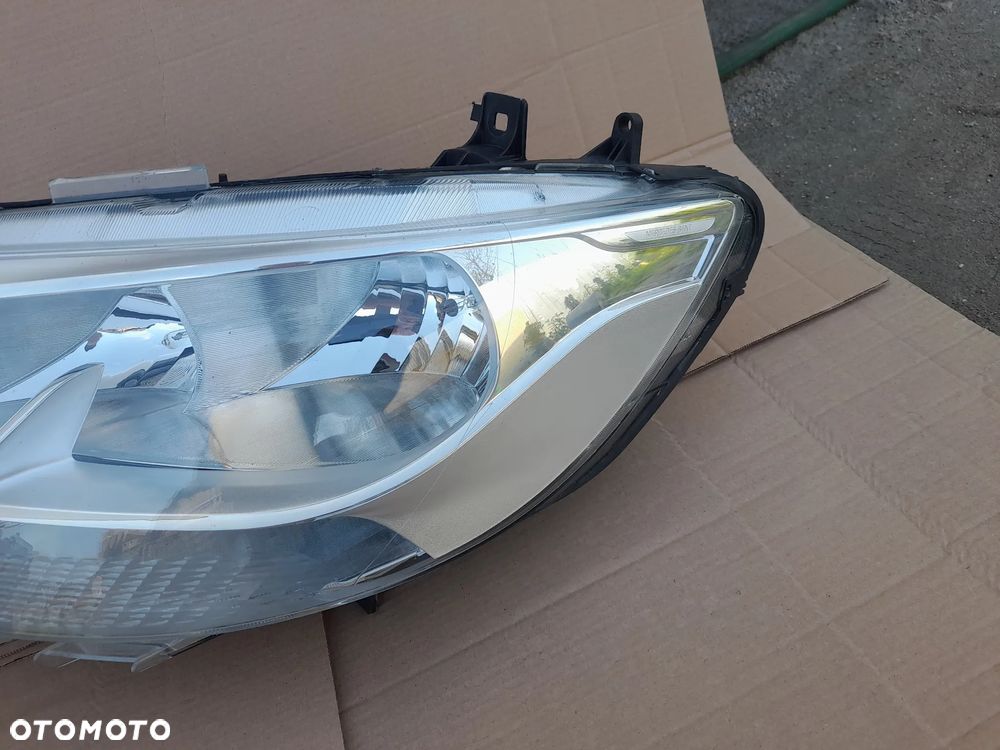 MERCEDES SPRINTER W910 LAMPA PRZEDNIA PRAWA-LEWA KOMPLET VALEO - 15