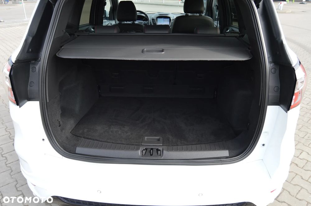 Ford Kuga 1.5 EcoBoost 2x4 ST-Line - 7