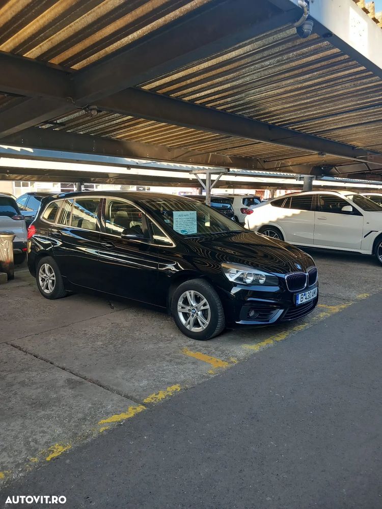 BMW Seria 2 218d Sport-Aut. Sport Line - 29