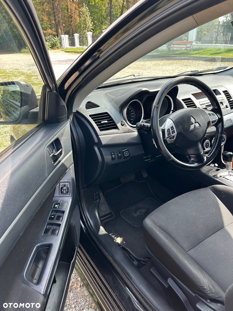 Mitsubishi Lancer 1.8 Intense CVT - 5