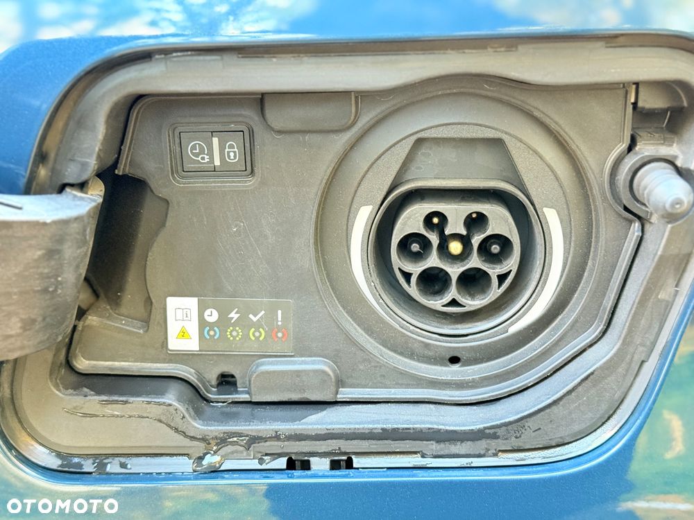 Peugeot 3008 1.6 PureTech Hybrid PHEV Allure Pack S&S EAT8 - 8