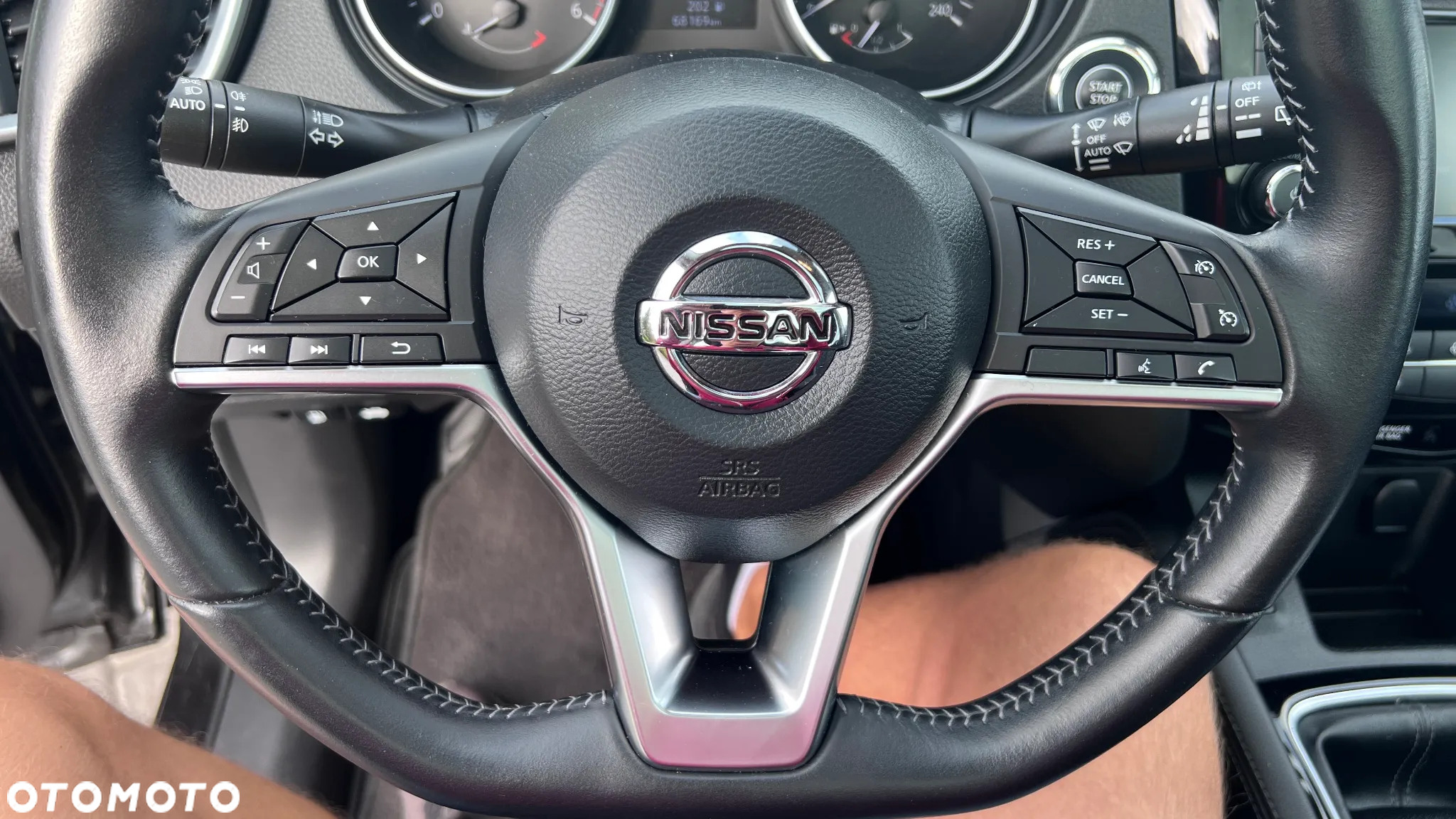Nissan Qashqai 1.5 dCi N-CONNECTA - 22