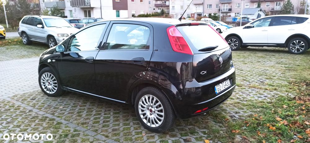 Fiat Grande Punto - 4
