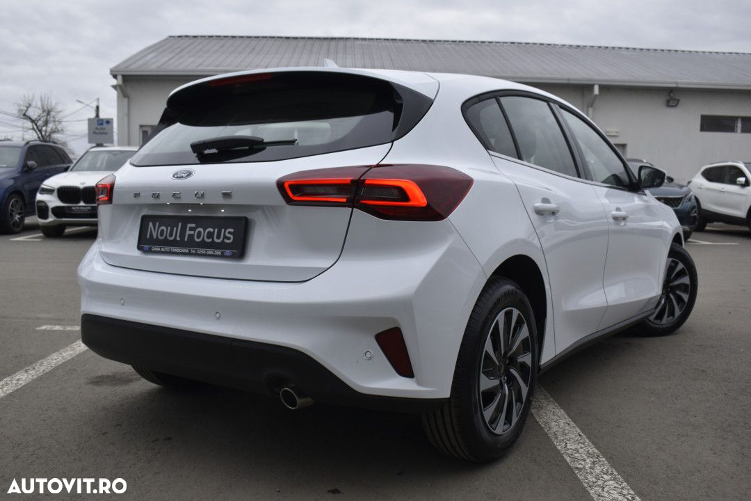 Ford Focus - 7