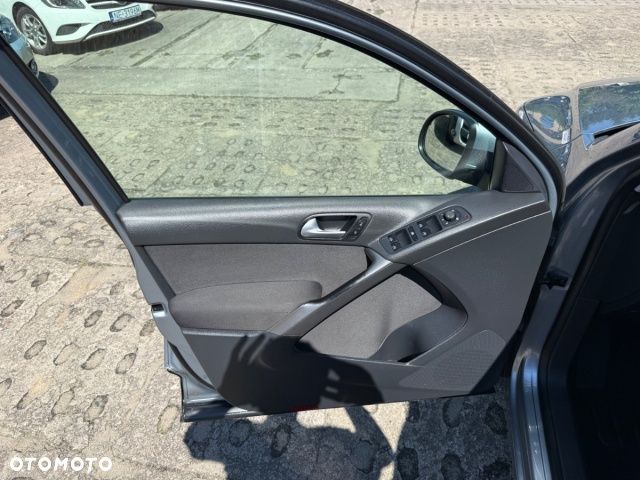Volkswagen Tiguan 2.0 TDI DPF Sport & Style - 10