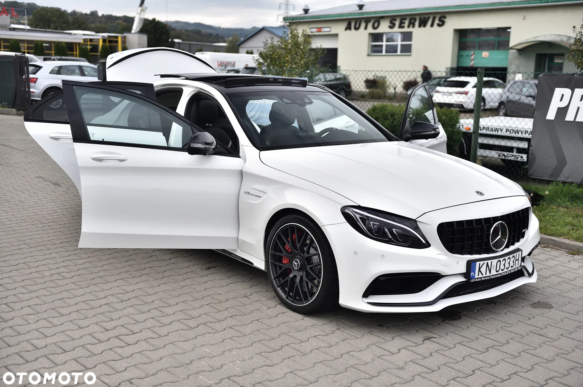 Mercedes-Benz Klasa C AMG 63 S - 13
