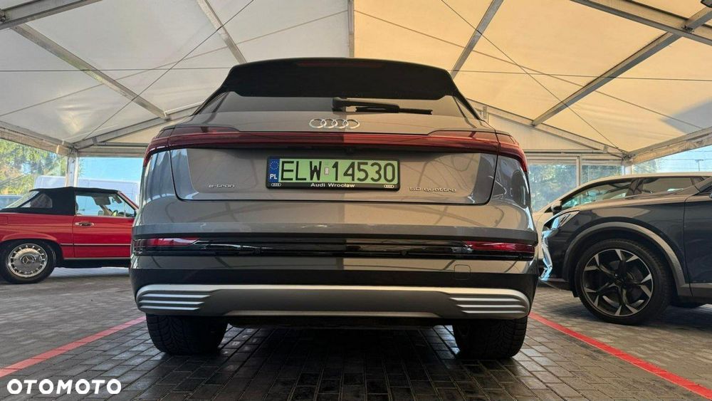 Audi e-tron - 25