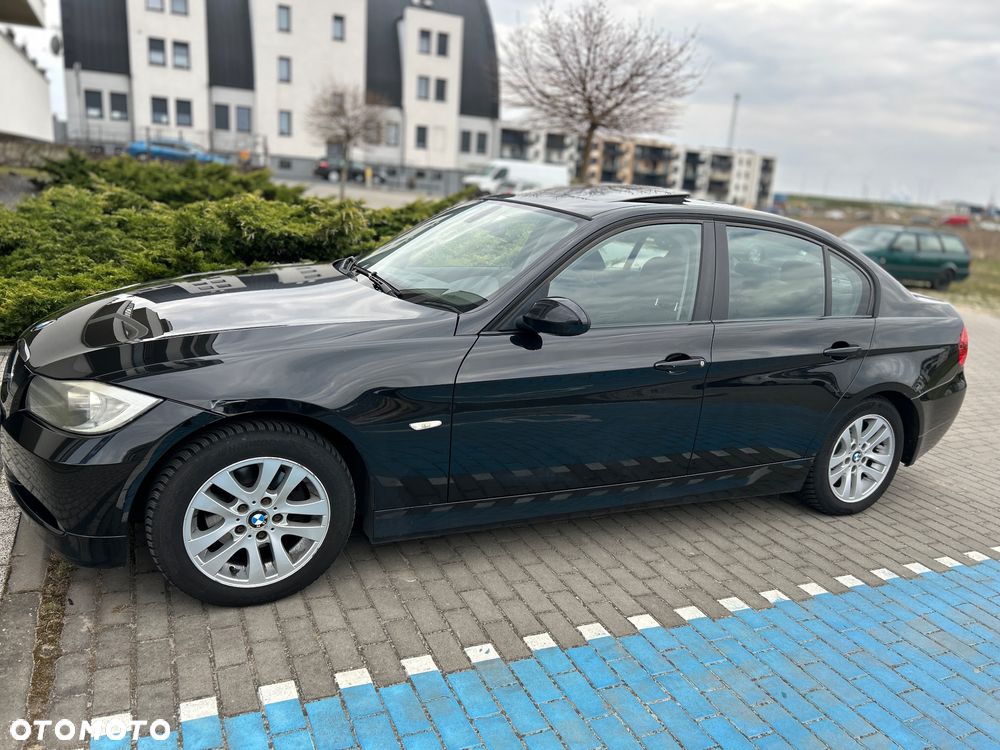 BMW Seria 3 318d - 1