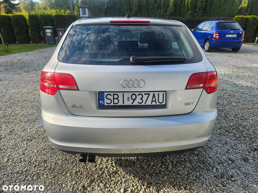 Audi A3 Sportback 1.8 TFSI Attraction - 6