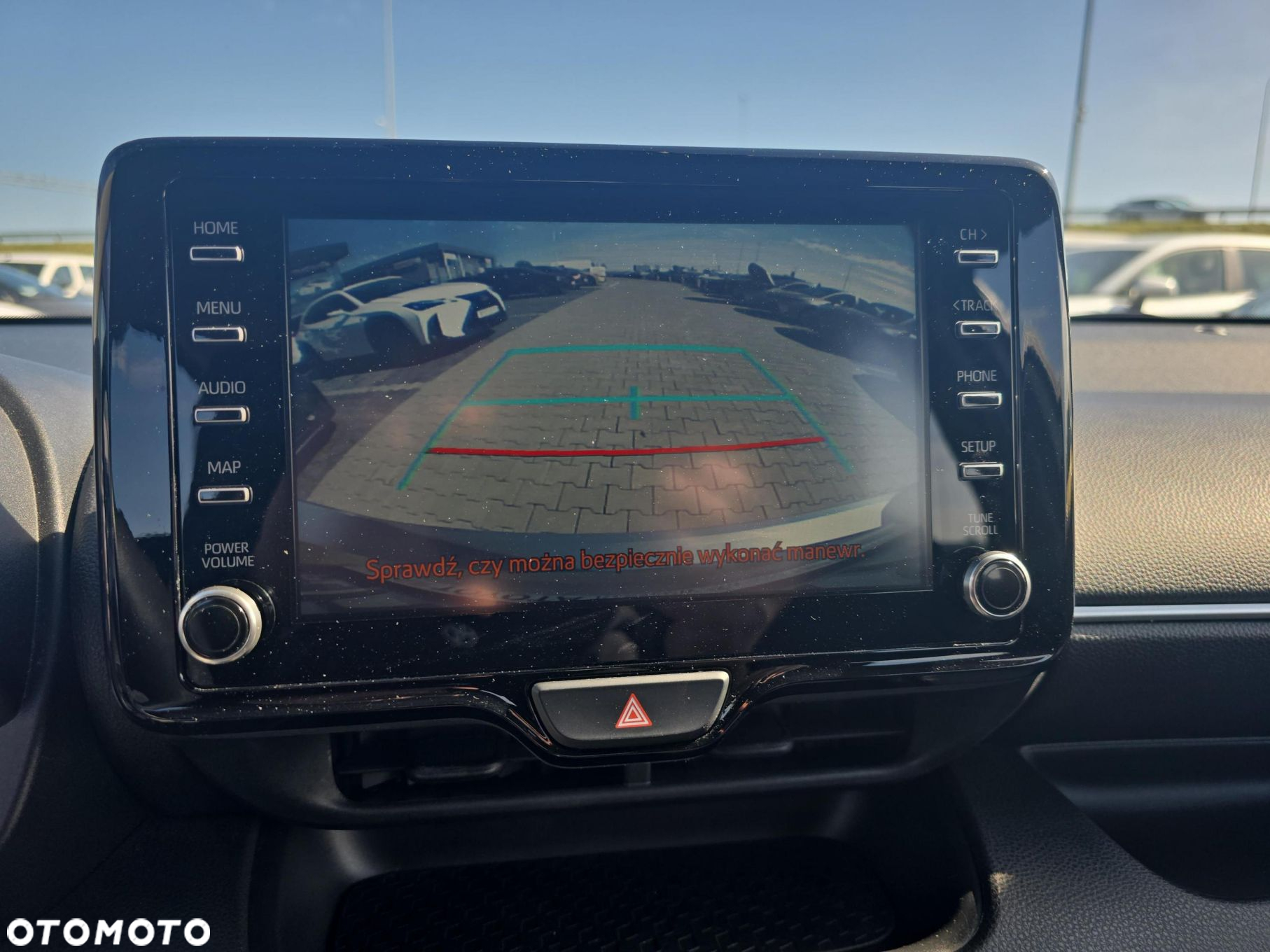Toyota Yaris - 18