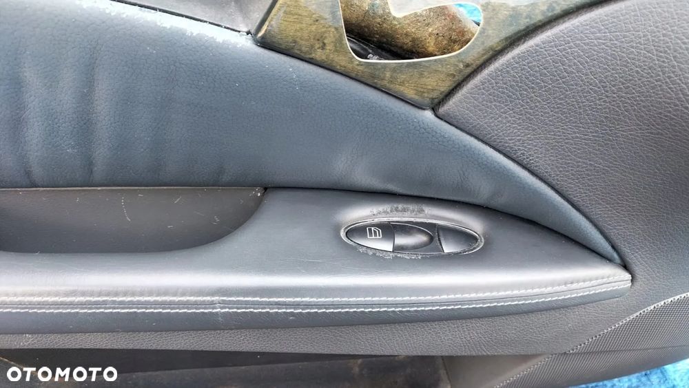 BOCZEK BOCZKI TAPICERKA DRZWI LEWY PRAWY PRZÓD PRZEDNI TYŁ TYLNY 6C37 KOMPLET MERCEDES W211 E55 AMG - 5