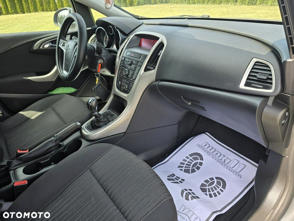 Opel Astra - 26