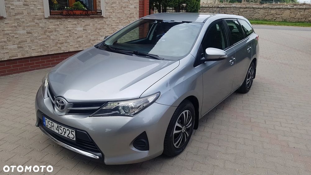 Toyota Auris - 26