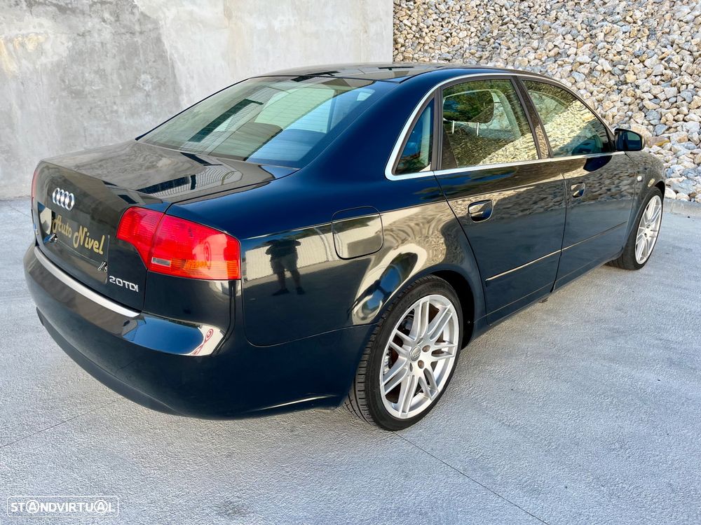 Audi A4 - 16