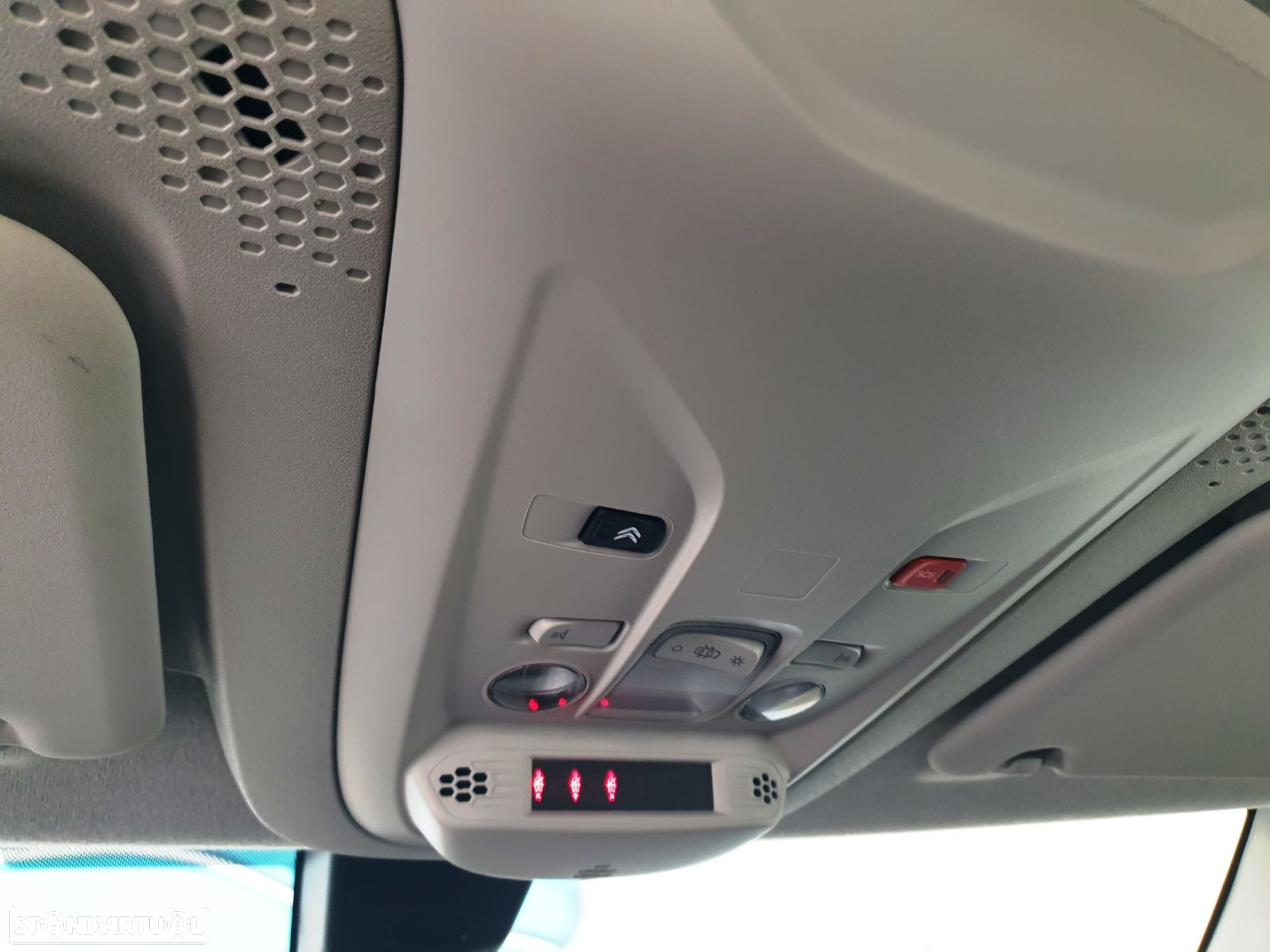 Citroën Berlingo 1.2 PureTech M Shine - 17
