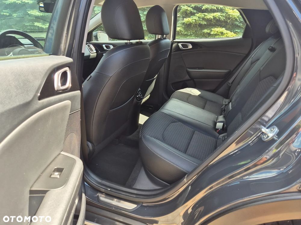 Kia XCeed 1.4 T-GDI OPF DCT7 PLATINUM EDITION - 15