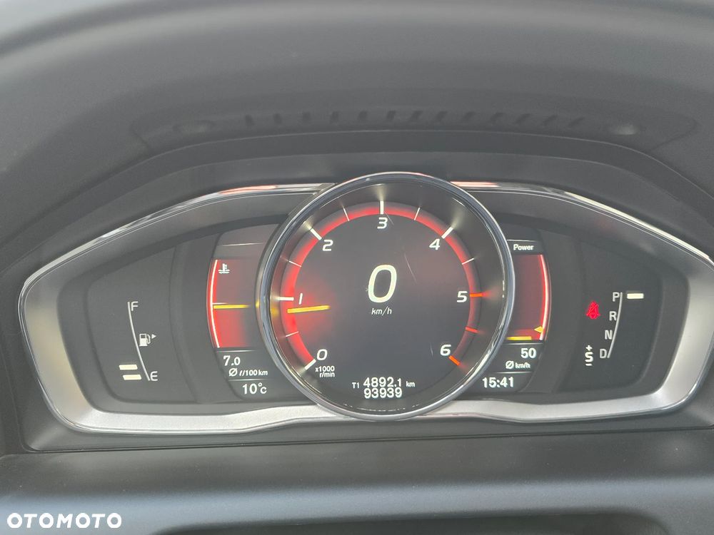 Volvo XC 60 D3 Geartronic Summum - 12