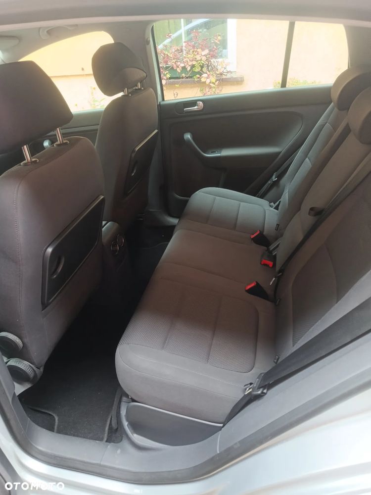 Volkswagen Golf Plus 2.0 FSI Comfortline - 16