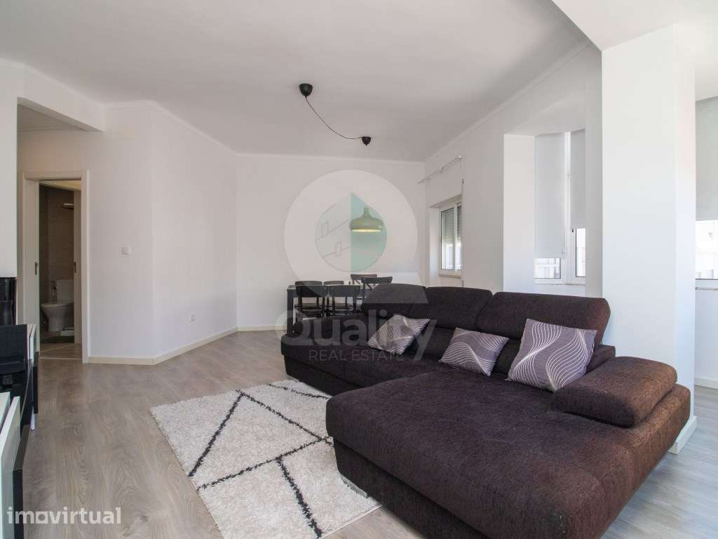 Apartamento T2 remodelado com suite no Barreiro - Grande imagem: 2/28