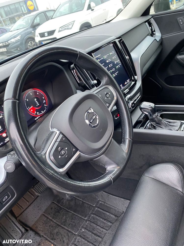 Volvo XC 60 D4 Geartronic Summum - 17