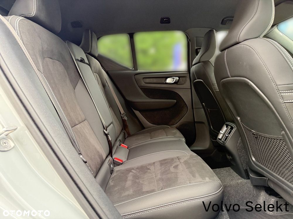 Volvo XC 40 - 29
