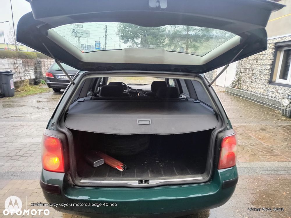 Volkswagen Passat 1.9 TDI 4Mot Basis - 11