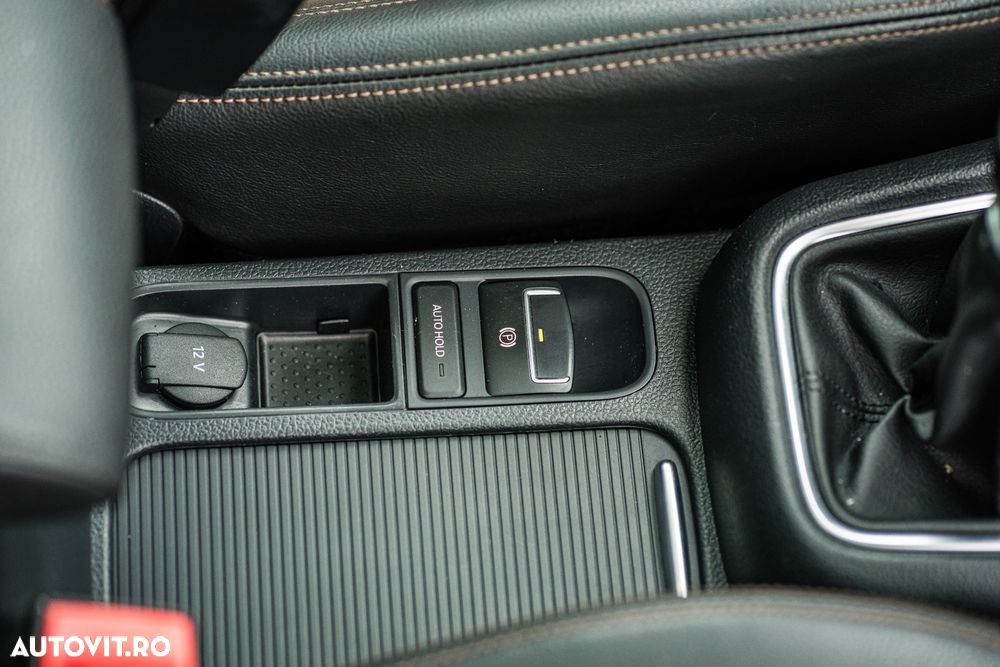 Volkswagen Sharan 2.0 TDI BlueMotion Technology Highline - 22