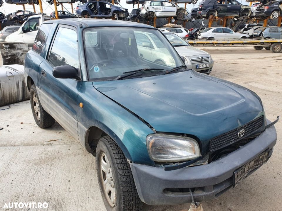 aripa stanga dreapta carenaj fuzeta etrier planetara Toyota Rav 4 motor 2.0 benzina dezmembrez - 1