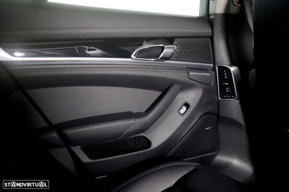 Porsche Panamera S Hybrid - 19