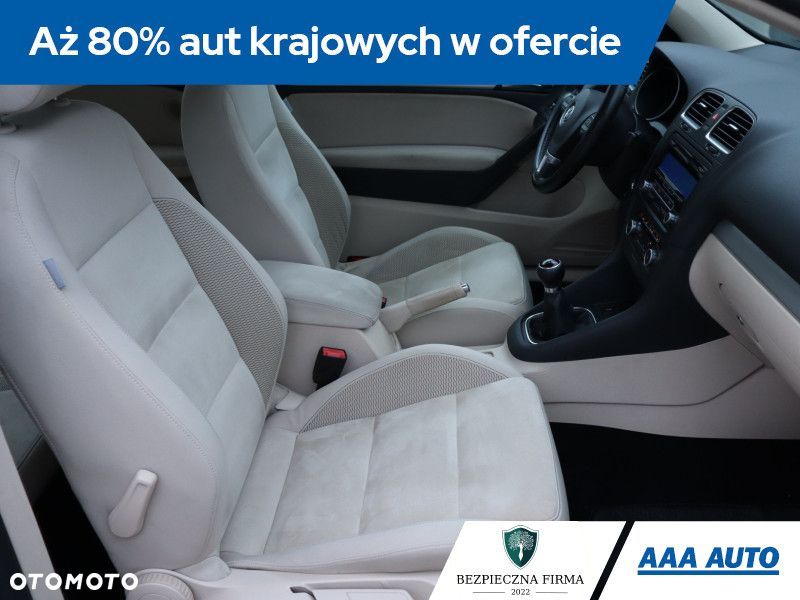Volkswagen Golf - 11