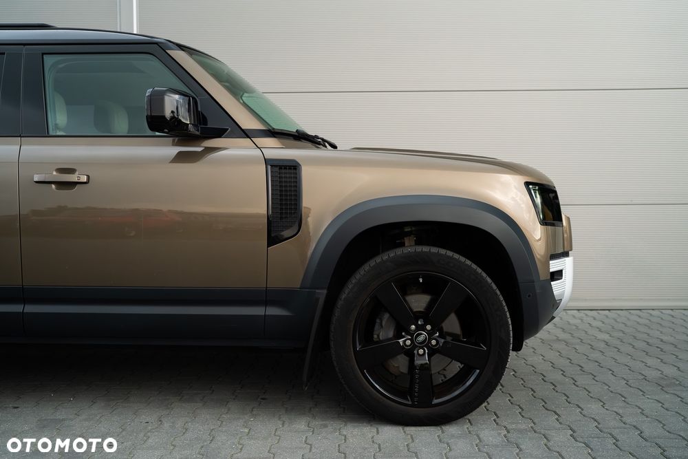 Land Rover Defender 3.0 P400 mHEV First Edition - 14