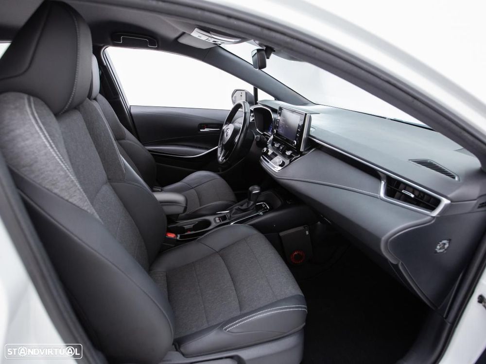 Toyota Corolla 1.8 Hybrid Comfort - 9