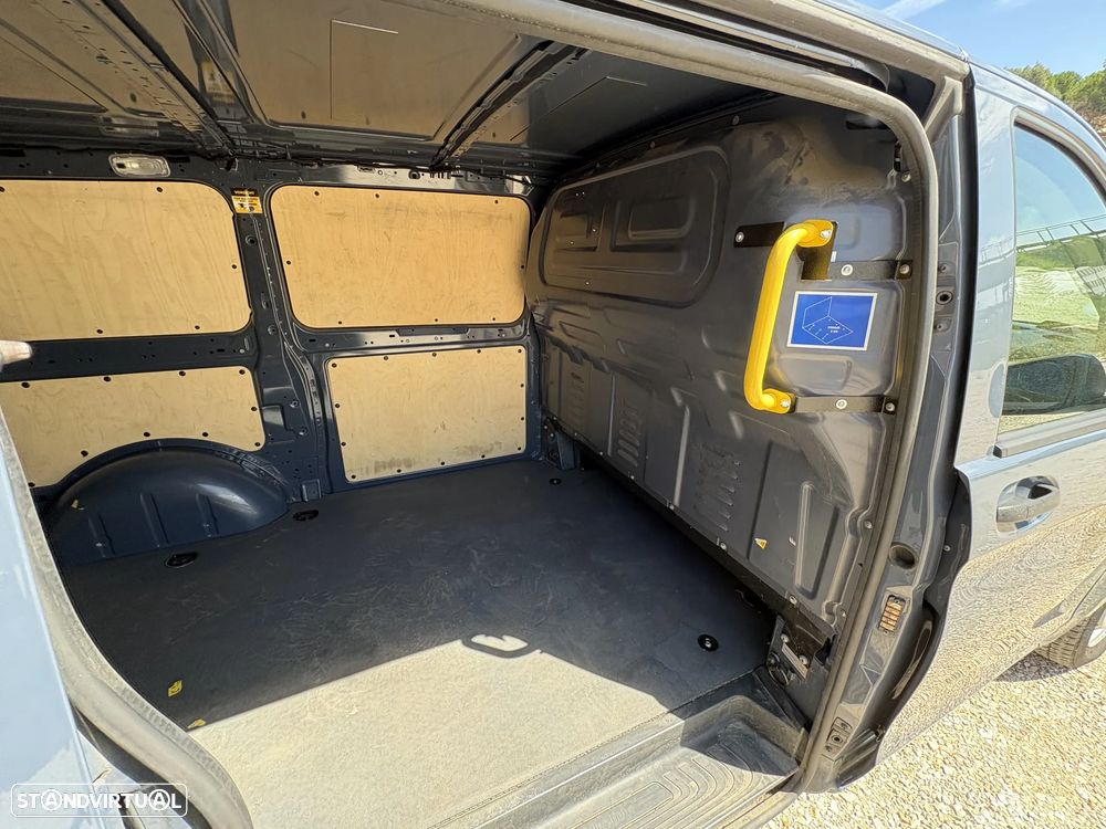 Mercedes-Benz Vito - 10