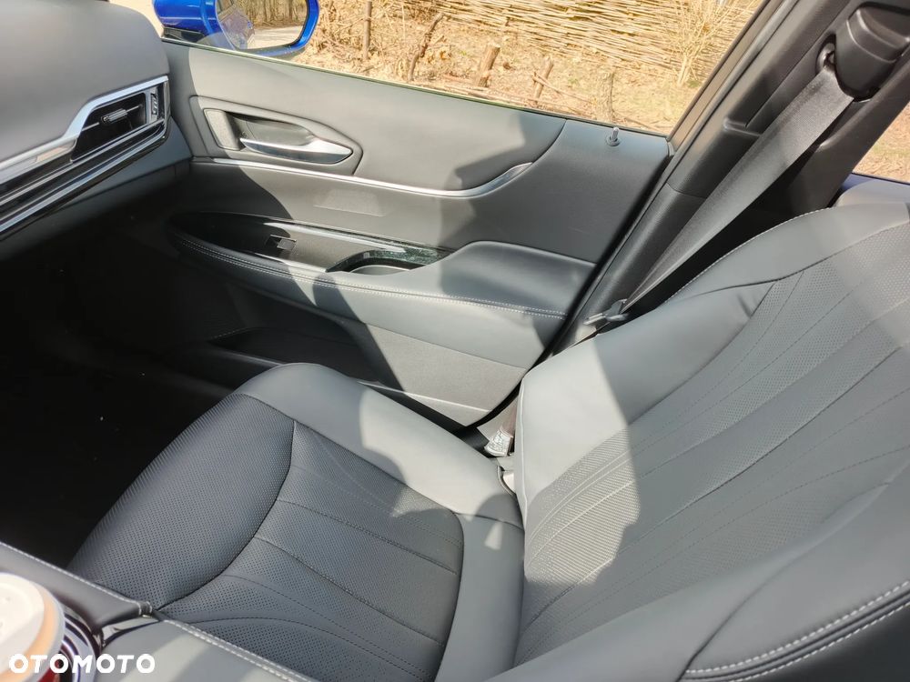 Toyota Mirai Prestige - 25