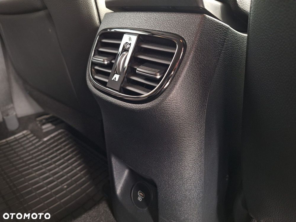 Kia Ceed 1.5 T-GDI L - 24