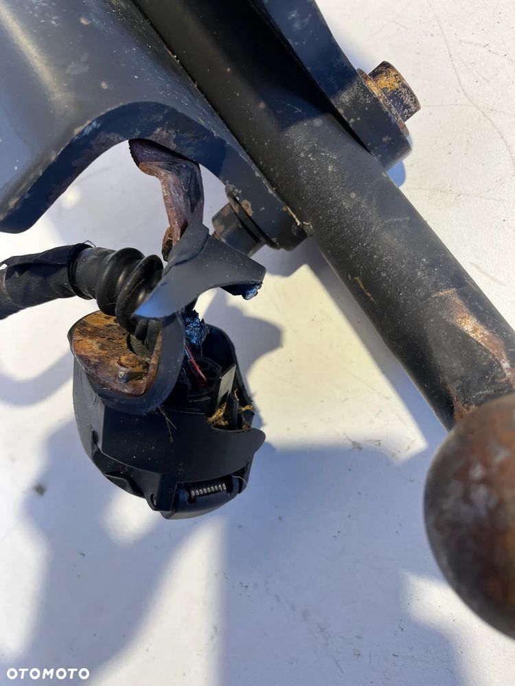 Volkswagen Amarok Hak odpinany - 2