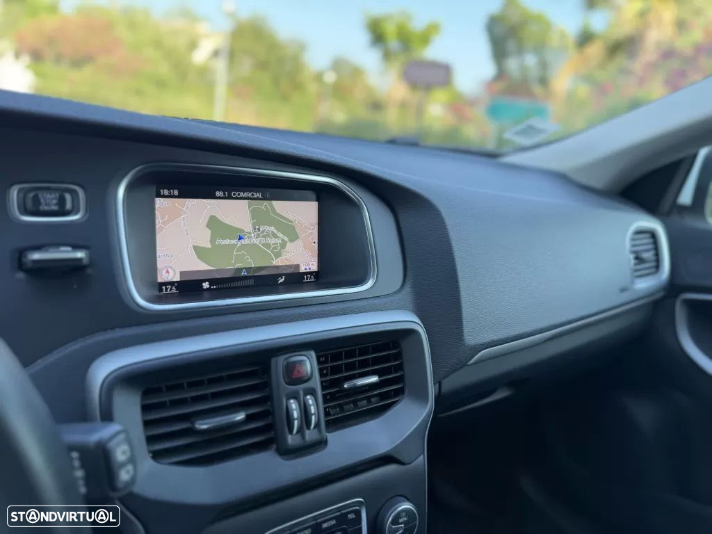 Volvo V40 2.0 D2 Momentum - 13