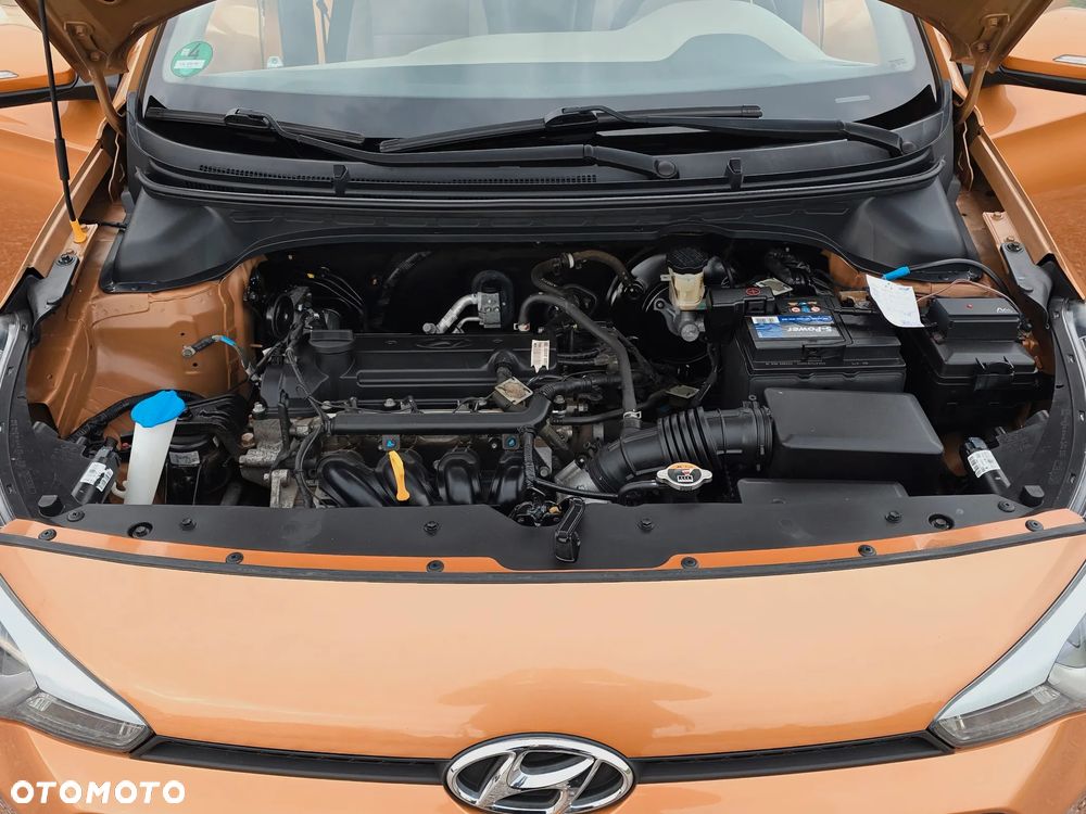 Hyundai i20 blue 1.2 Classic - 25