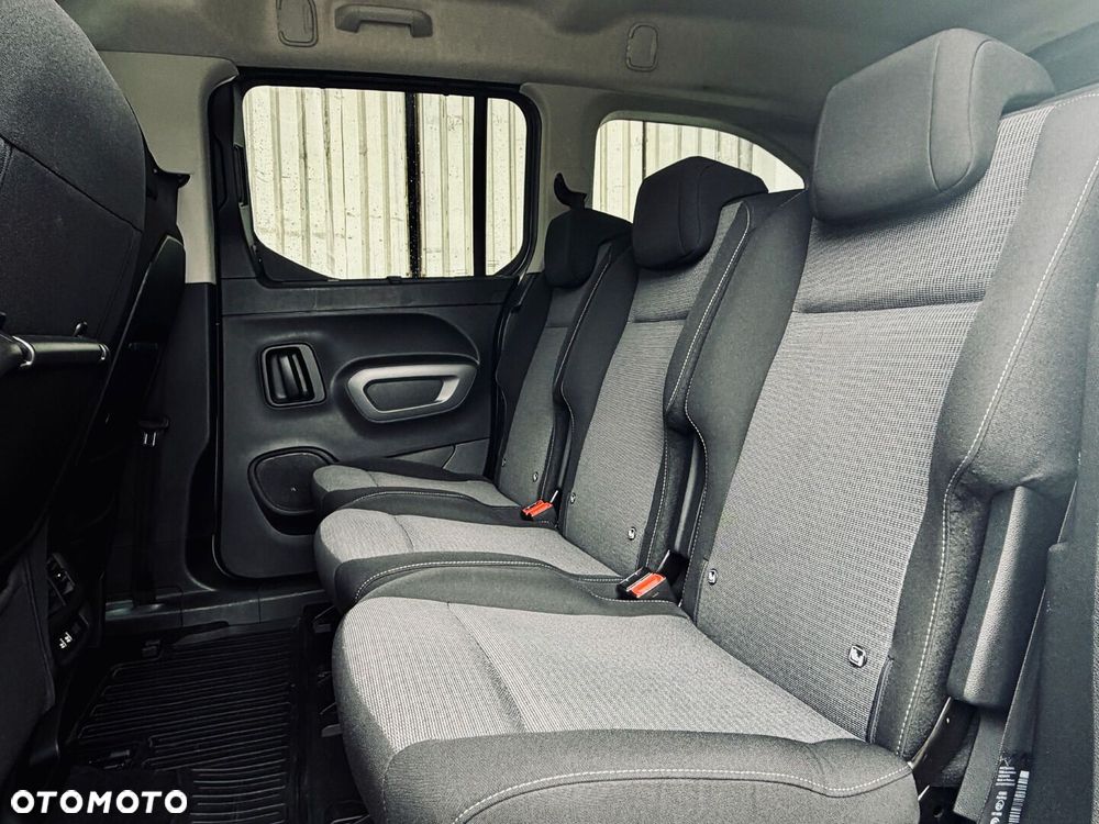 Toyota Proace City Verso 1.2 D-4T Family - 16