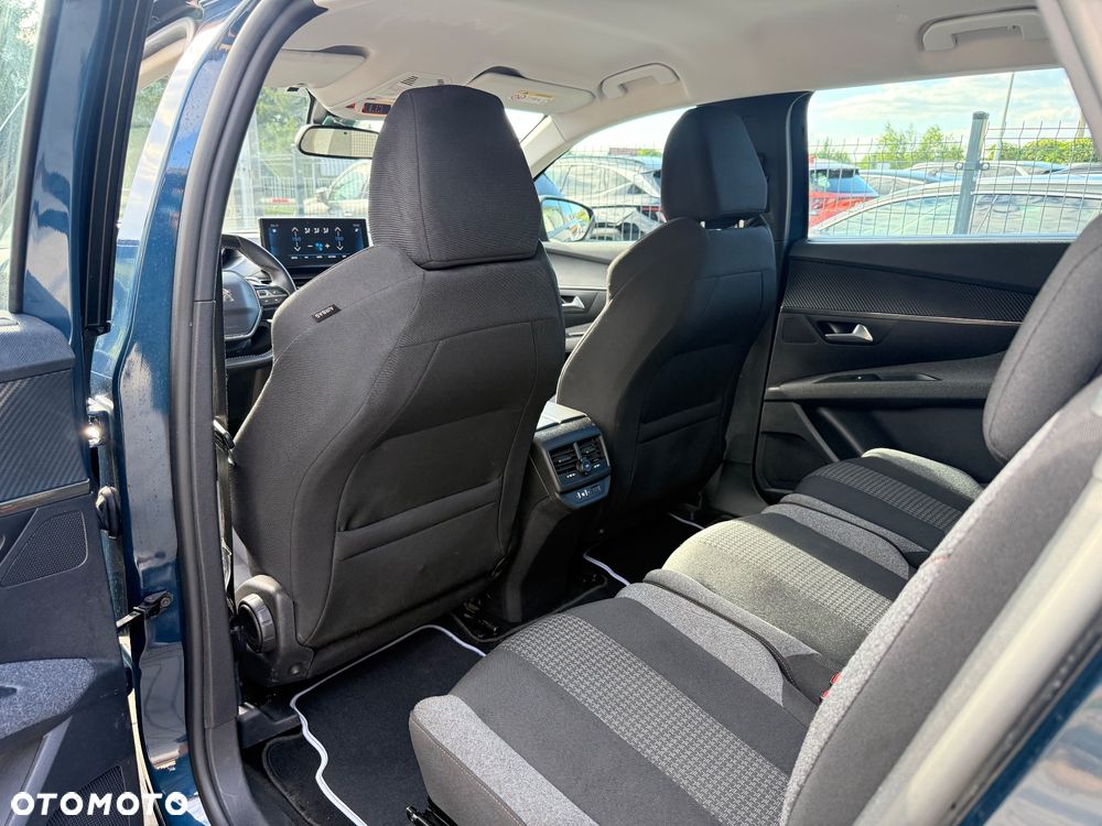 Peugeot 5008 BlueHDi 130 EAT8 Active - 12