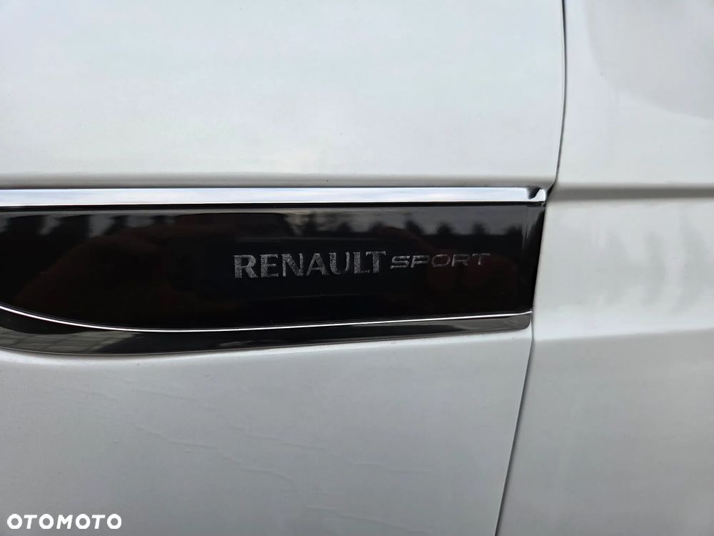 Renault Megane ENERGY TCe 205 EDC GT - 9