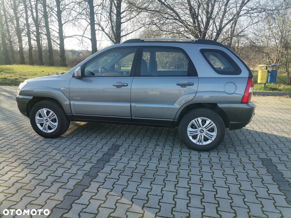 Kia Sportage 2.0 CRDi Expedition - 13