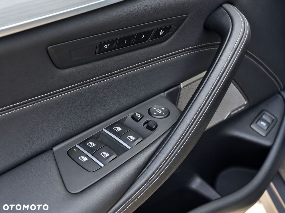 BMW Seria 5 2021