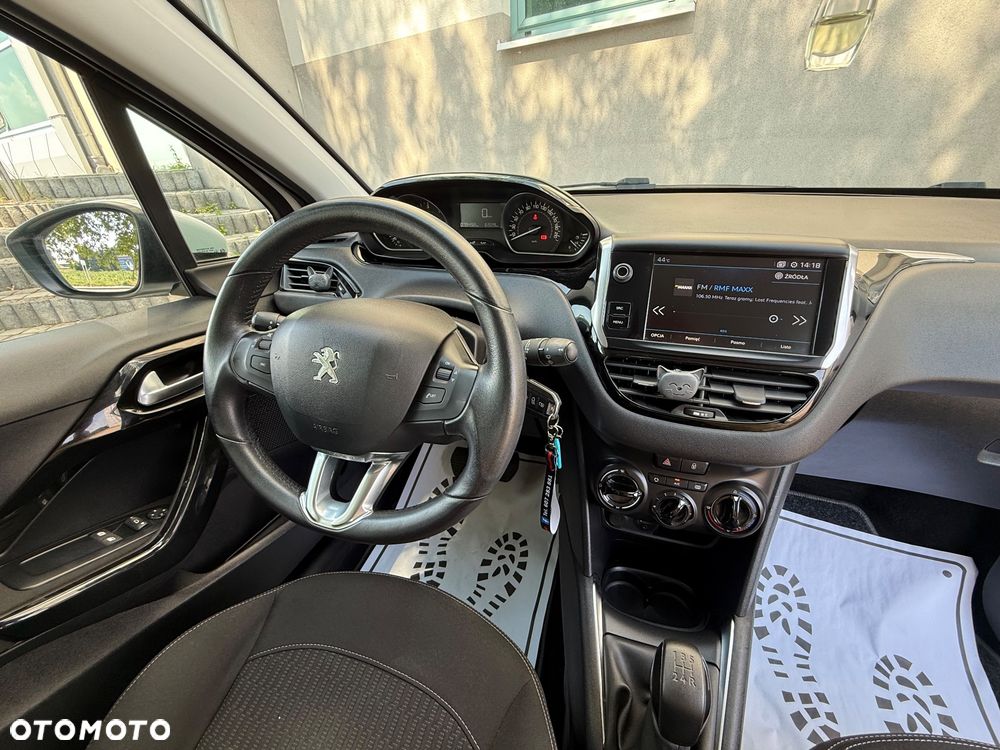 Peugeot 208 1.6 BlueHDi Active S&S - 21