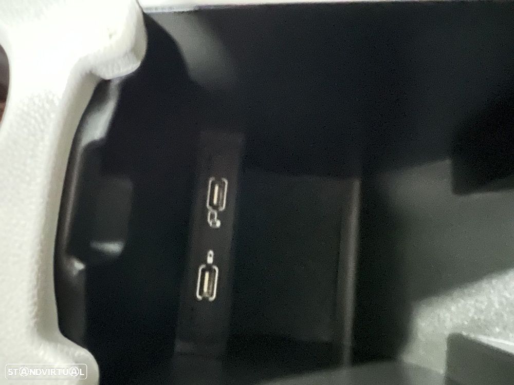 Mercedes-Benz CLA 200 d Shooting Brake Urban Aut. - 19