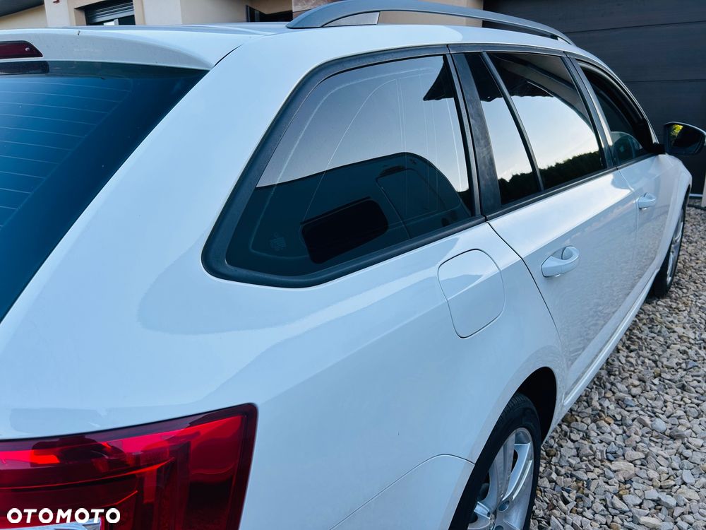 Skoda Octavia 1.6 TDI DPF DSG Elegance - 14