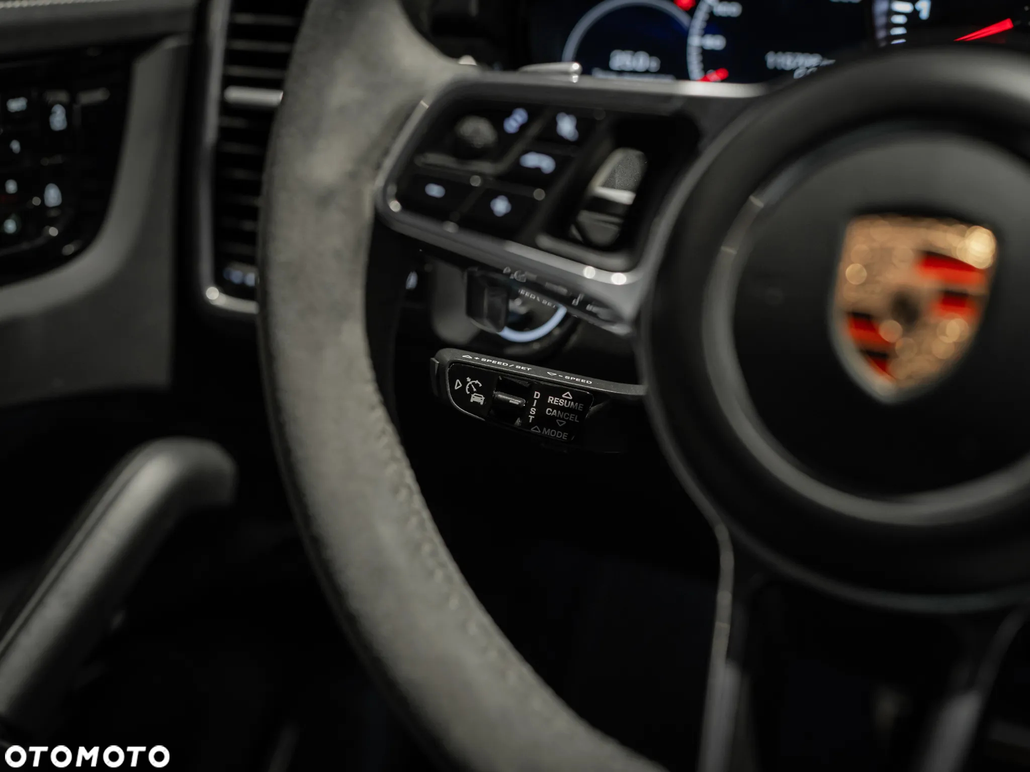 Porsche Cayenne GTS - 22