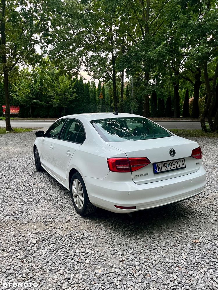 Volkswagen Jetta 1.8T SE - 4