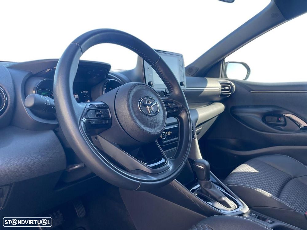 Toyota Yaris - 13